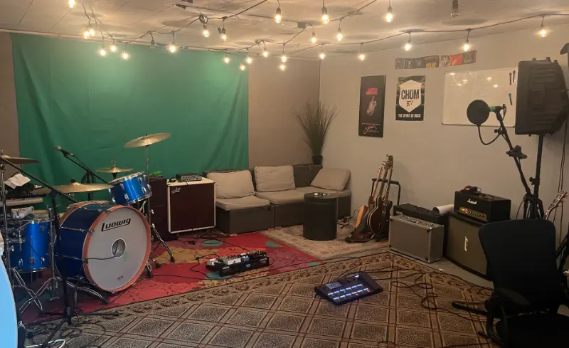 Studio de musique au sous-sol
